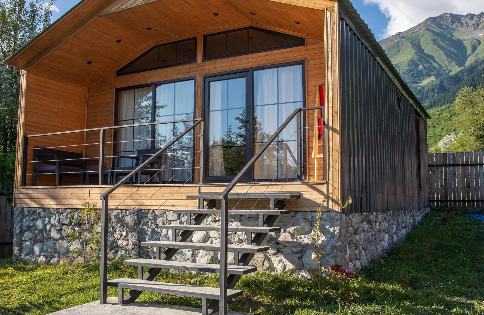Mestia Villas Exteriér fotografie