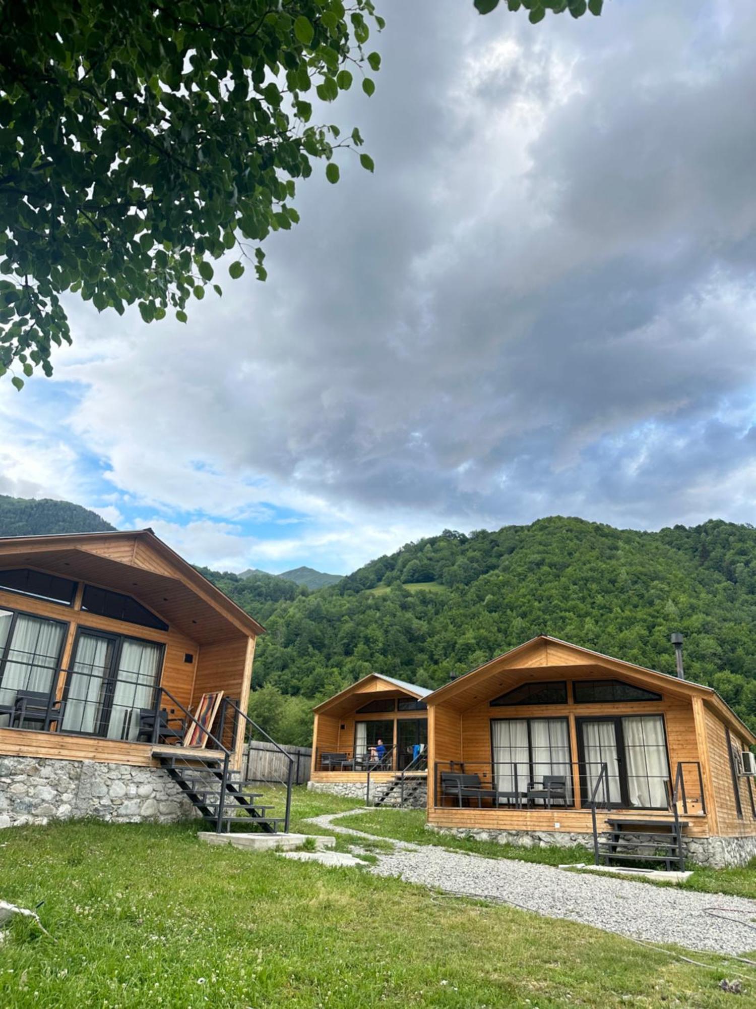 Mestia Villas Exteriér fotografie
